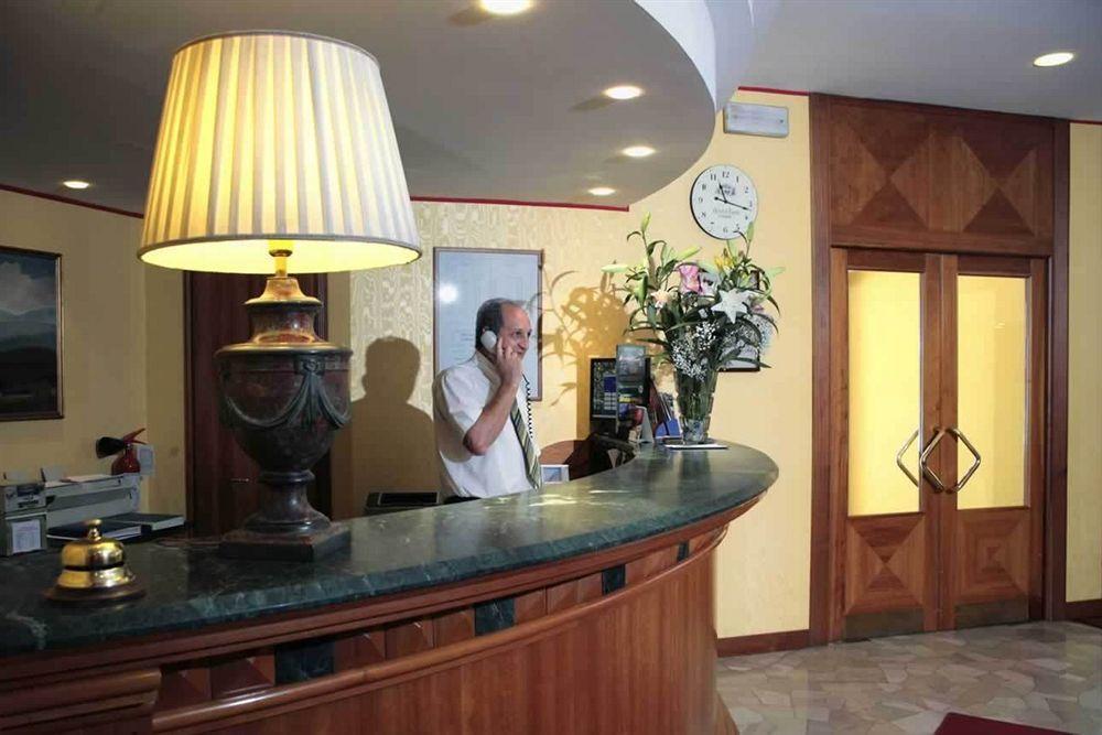 Hotel De Paris Terni Kültér fotó