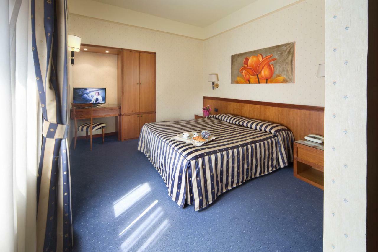 Hotel De Paris Terni Kültér fotó